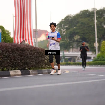 Runner Photo 4691087