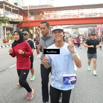 Runner Photo 4691156