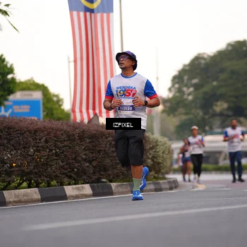 Runner Photo 4691196