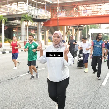 Runner Photo 4691311