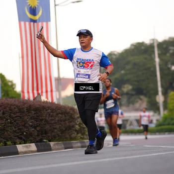 Runner Photo 4691312