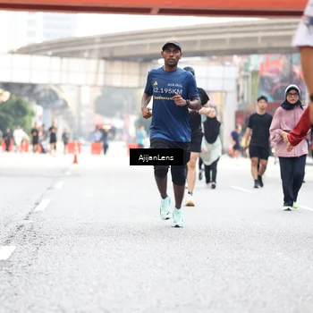 Runner Photo 4691330