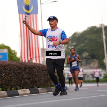 Runner Photo 4691335