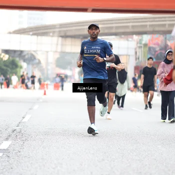 Runner Photo 4691351