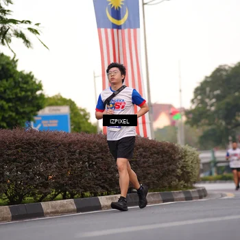 Runner Photo 4691387