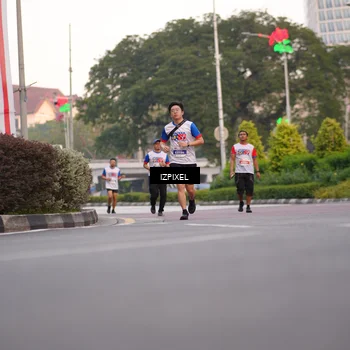 Runner Photo 4691400