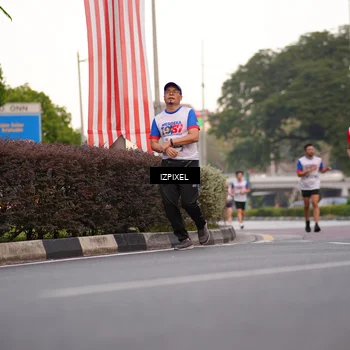 Runner Photo 4691424
