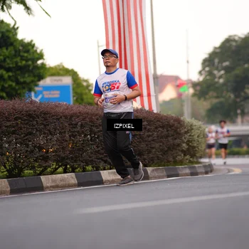 Runner Photo 4691438