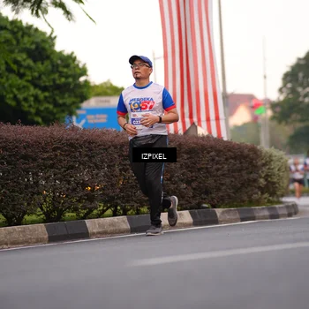 Runner Photo 4691445