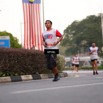 Runner Photo 4691453