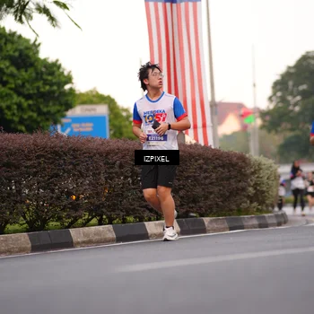 Runner Photo 4691536