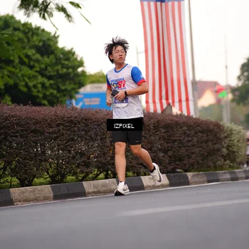 Runner Photo 4691543