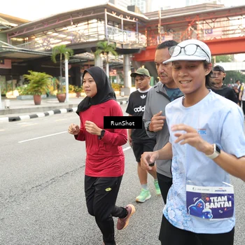 Runner Photo 4691546