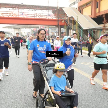 Runner Photo 4691555