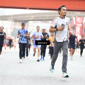 Runner Photo 4691619