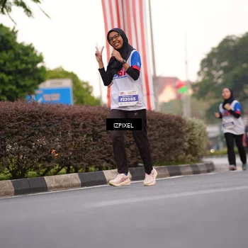 Runner Photo 4691655