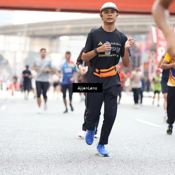 Runner Photo 4691660