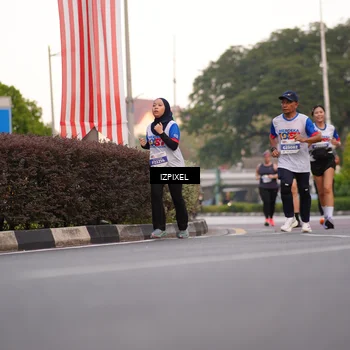 Runner Photo 4691679