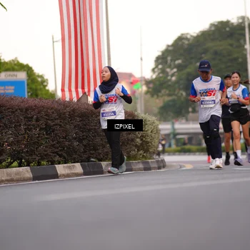 Runner Photo 4691681