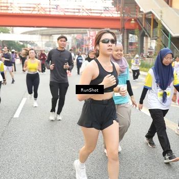 Runner Photo 4691709