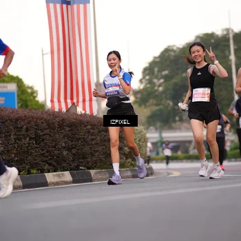Runner Photo 4691717