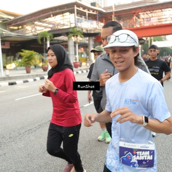Runner Photo 4691731