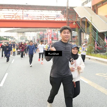 Runner Photo 4691874