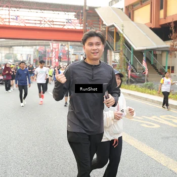 Runner Photo 4691876