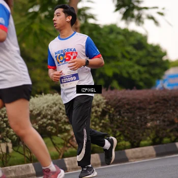 Runner Photo 4692169