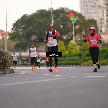 Runner Photo 4692236