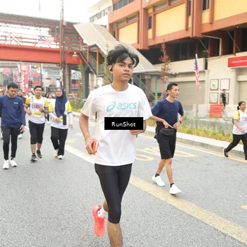 Runner Photo 4692296