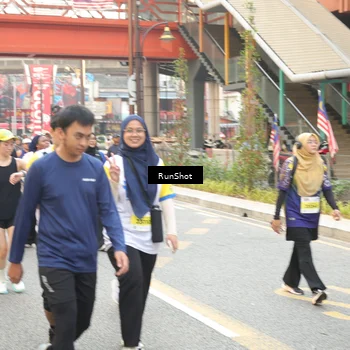 Runner Photo 4692335