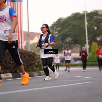 Runner Photo 4692365