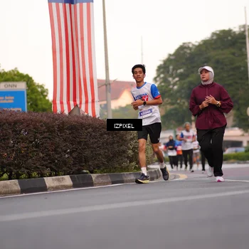 Runner Photo 4692435