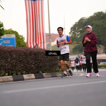 Runner Photo 4692436