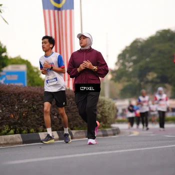 Runner Photo 4692451