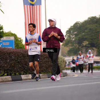 Runner Photo 4692455