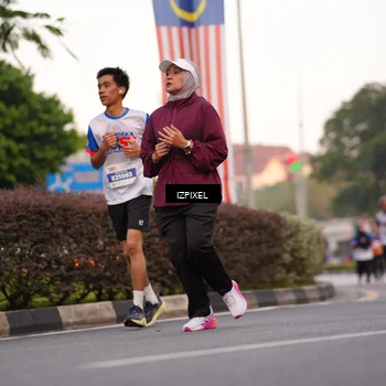 Runner Photo 4692467