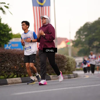 Runner Photo 4692476
