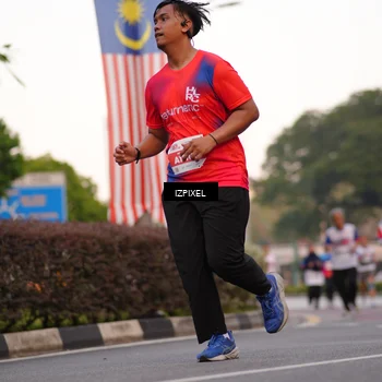 Runner Photo 4692489