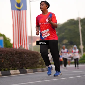 Runner Photo 4692496