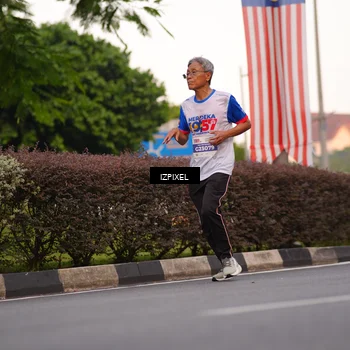 Runner Photo 4692575