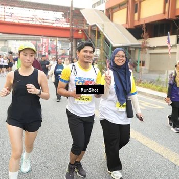 Runner Photo 4692576