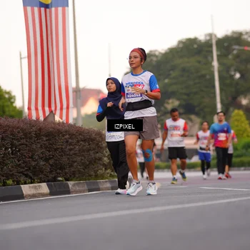 Runner Photo 4692624