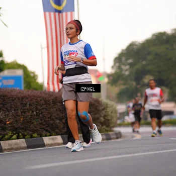 Runner Photo 4692660