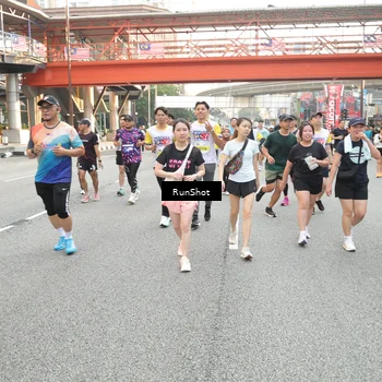 Runner Photo 4692691