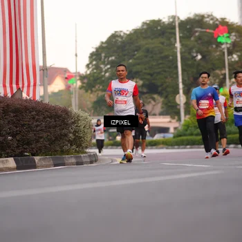 Runner Photo 4692721