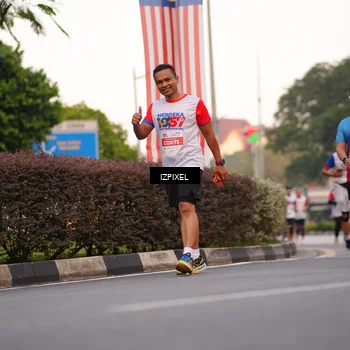 Runner Photo 4692759