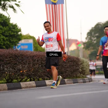 Runner Photo 4692768