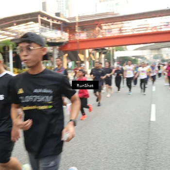 Runner Photo 4693017
